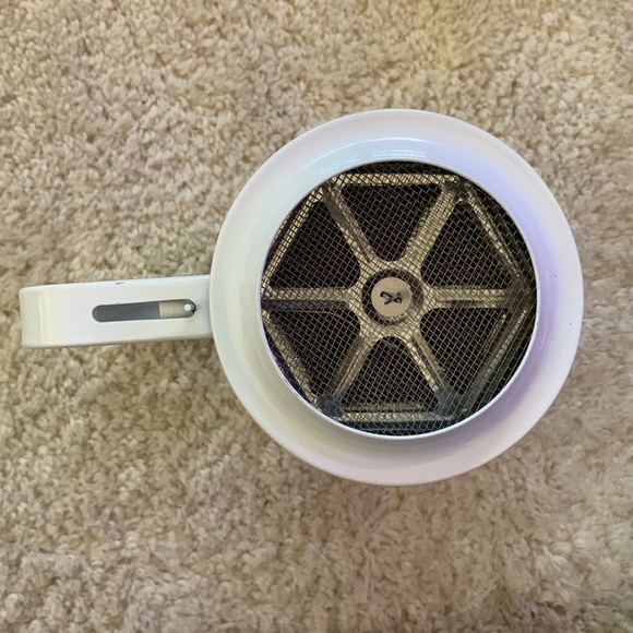 Rae Dunn HIP. HOP. Mega flour sifter! - Picture 3 of 5